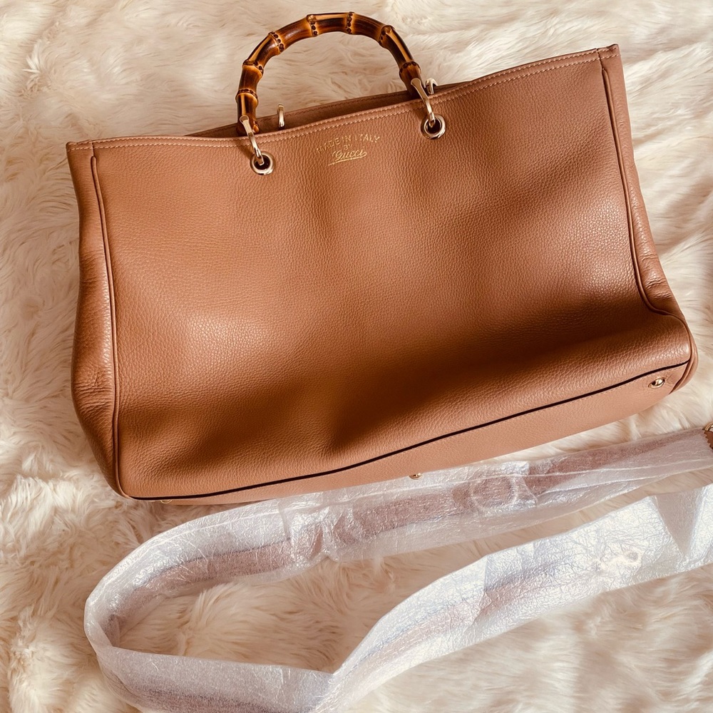 BRAND NEW BEAUTIFUL Gucci Bamboo with removable strip- large